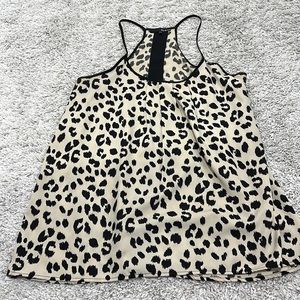 Do & De leopard print top M